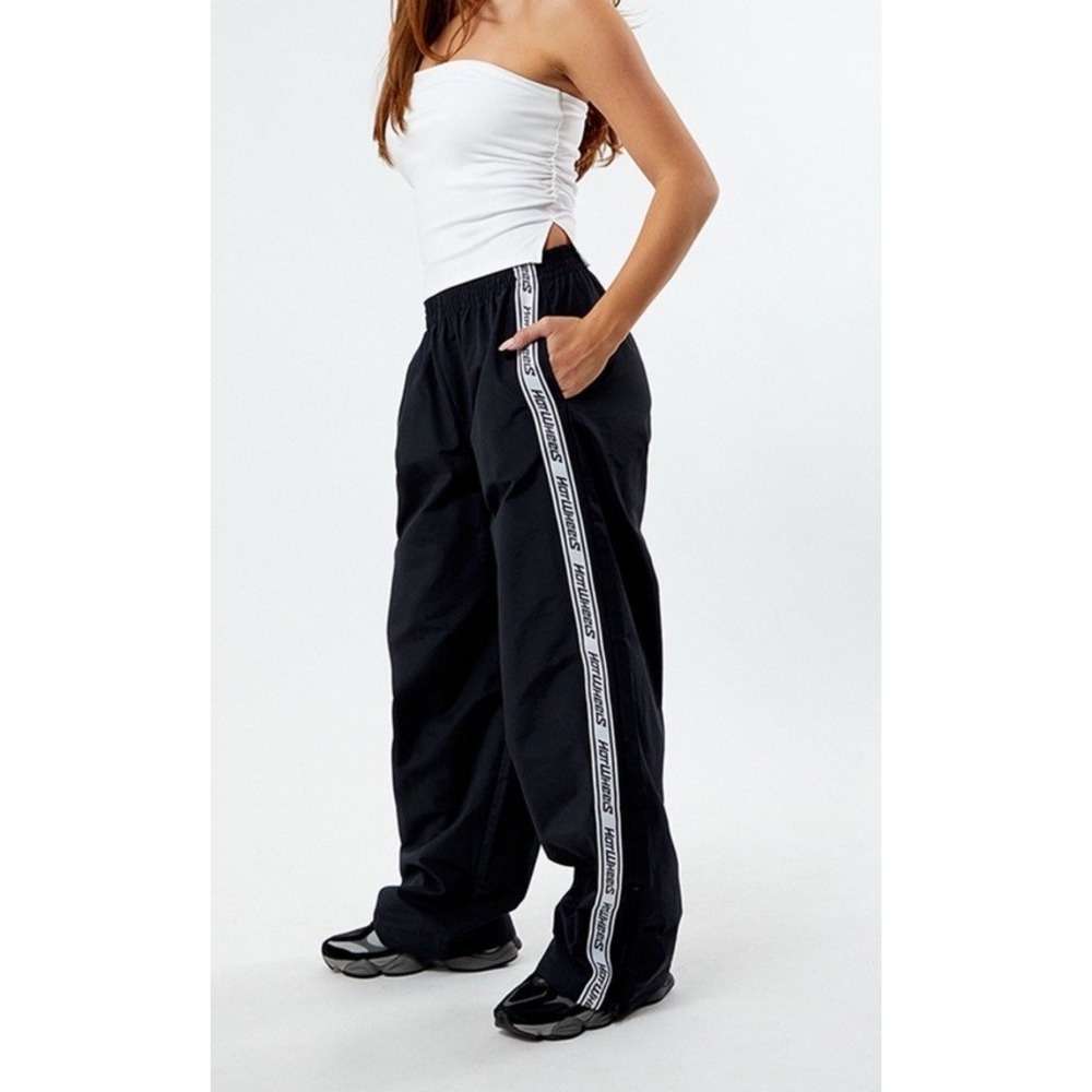 Hot Wheels Womens M Track Pants Racing Stripe Down Sides Relaxed Wide Leg Retro